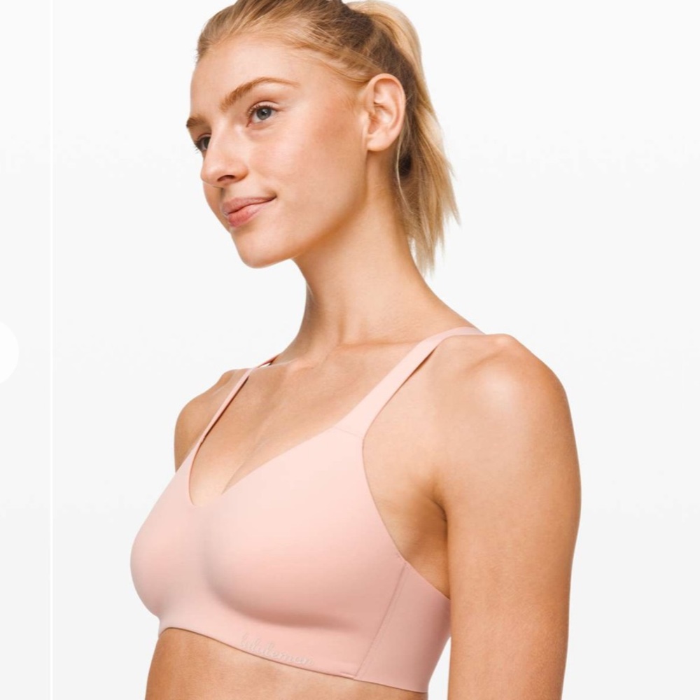 Lululemon hold true sports bra 34E misty shell